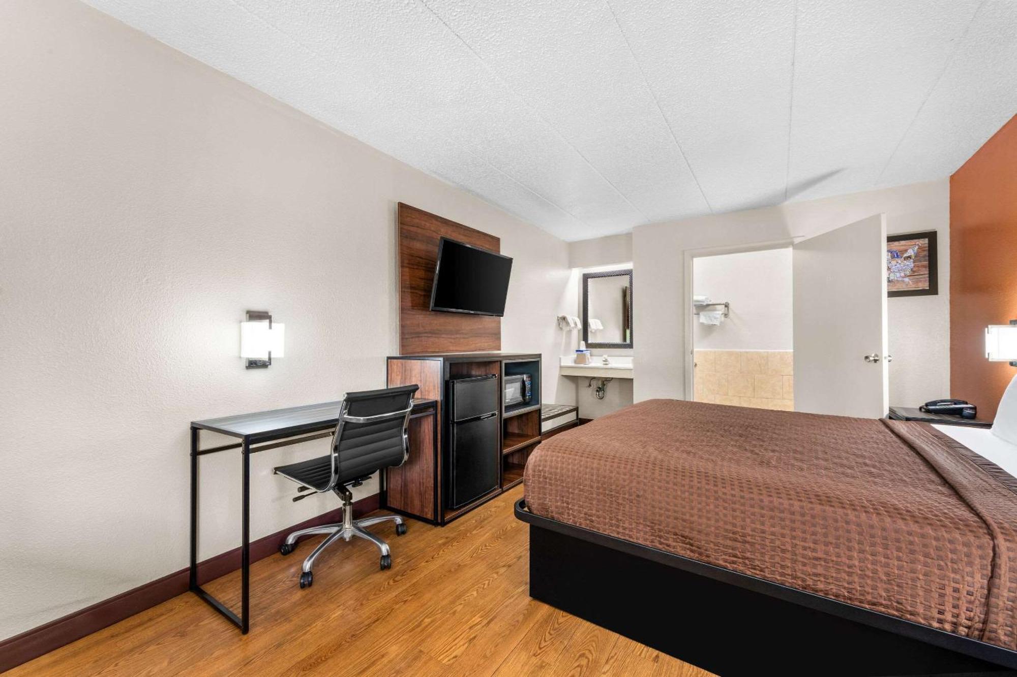 Econo Lodge Charlotte Airport 외부 사진
