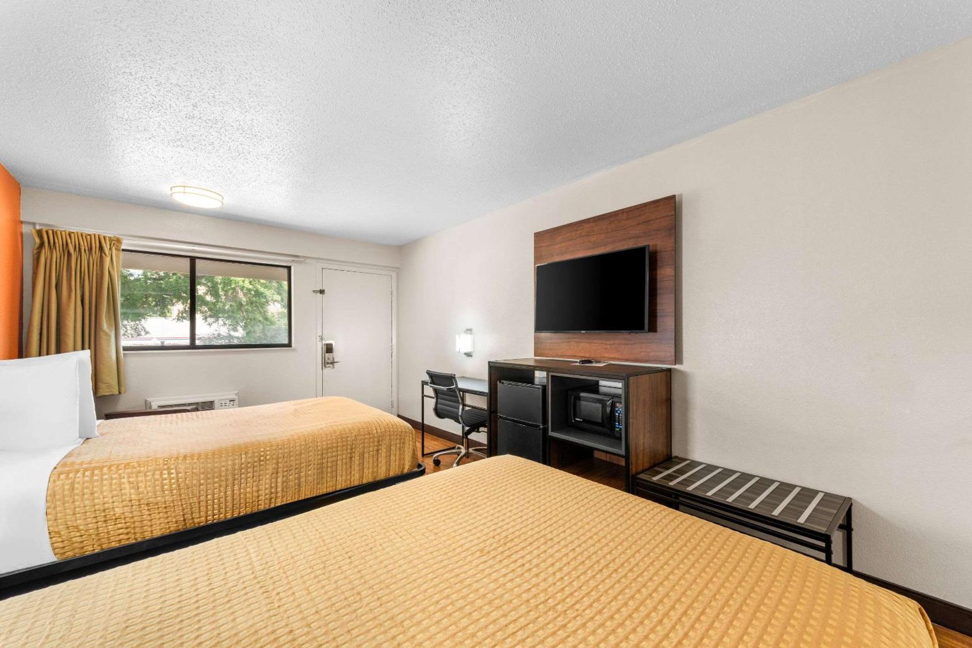 Econo Lodge Charlotte Airport 외부 사진