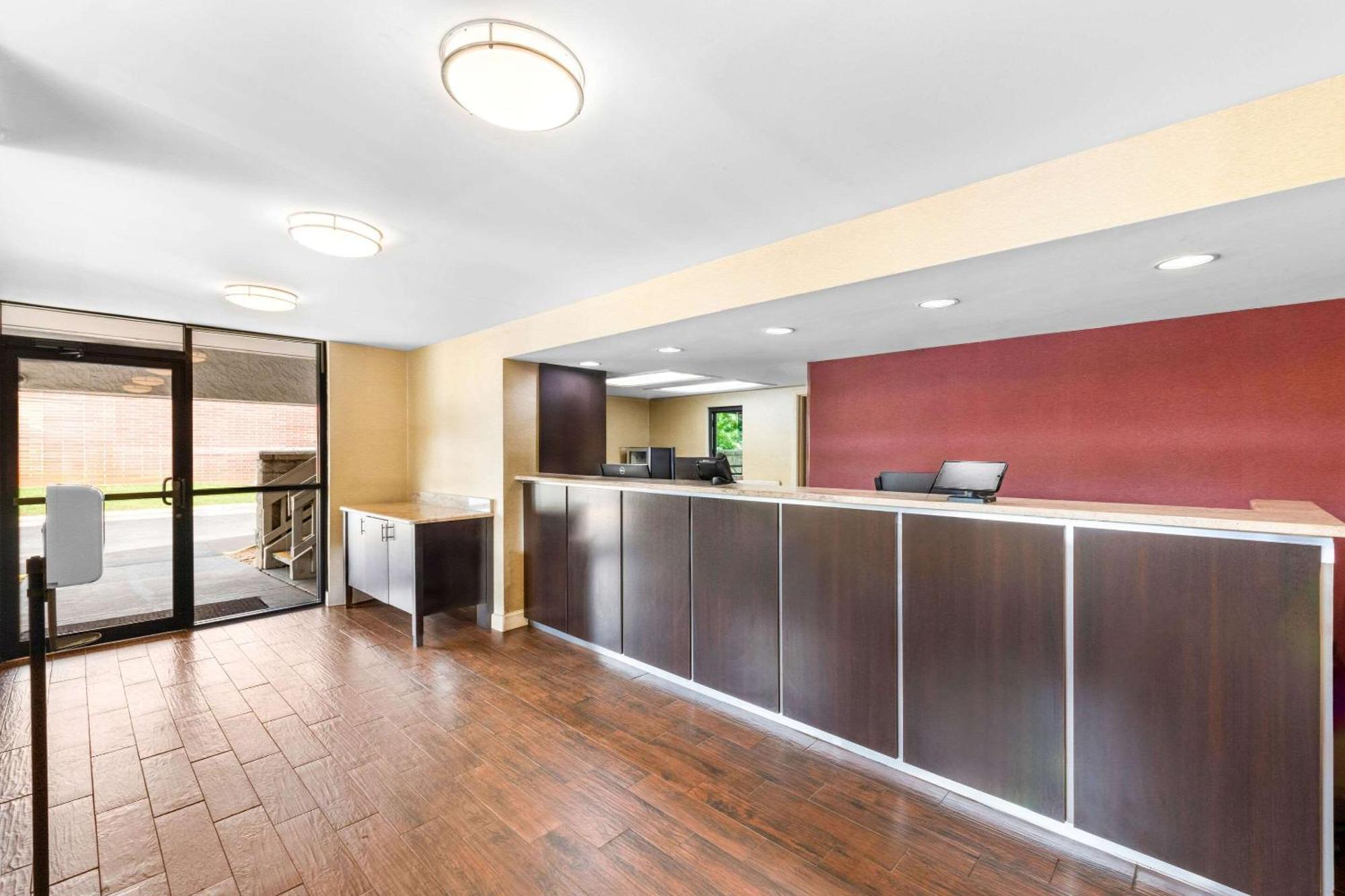 Econo Lodge Charlotte Airport 외부 사진